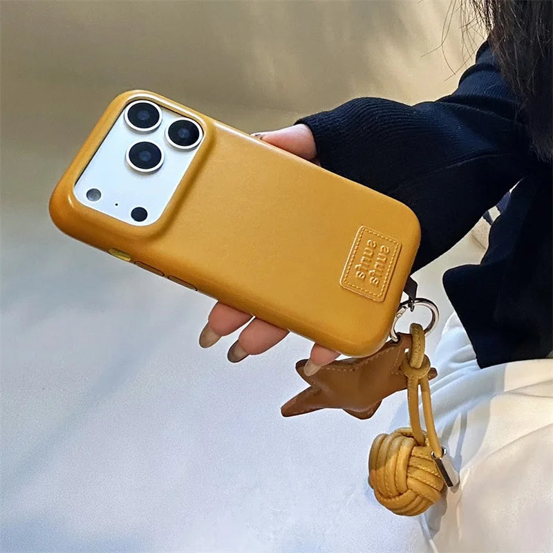 Fashion Leather Phone Case For iPhone 17 Pro 15 14 16 Pro Max Cover with Star Pendant Cute Protective Cases For Apple 17Pro Capa