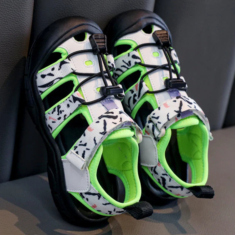 2026 New Kids Sport Sandals Children's Design Hollow-out Multicolor Sandals Soft Flat Strappy Sandals Girls Cute Beach Shoes