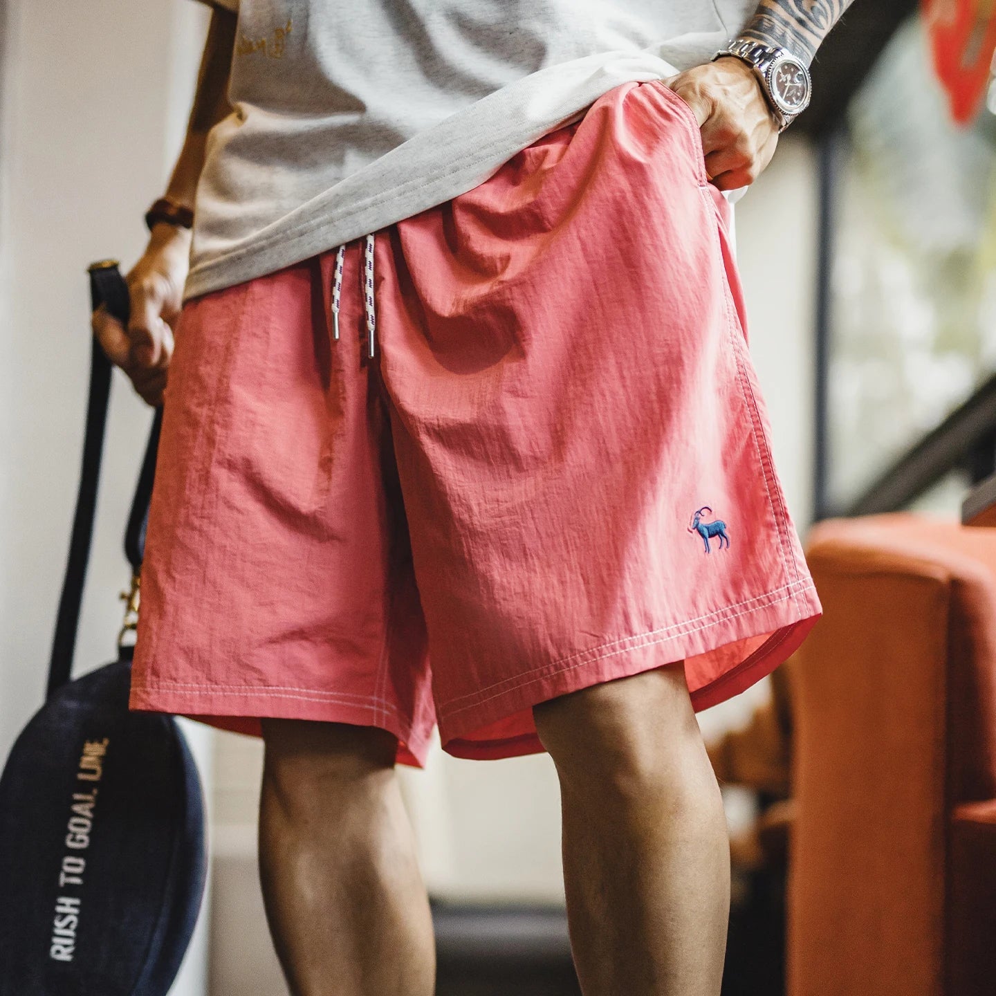 Men's American Retro Embroidered Woven Beach Shorts Lightweight Thin Five Inch Amekaji Style Daily Casual Summer Trousers