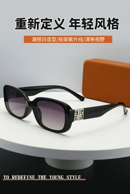 2025 New Rectangle UV400 Sunglasses Trendy and Fashionable Women Eyewear Luxury Small Gafas De Sol Sunglass Female Sun Glasses