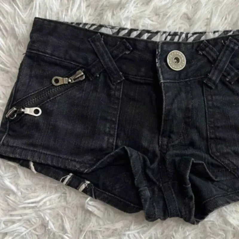 BB Hip Hop Fashion Street Clothing Graphic Printing Style Women Black Shorts Ins Y2K Goth Slim Denim Shorts