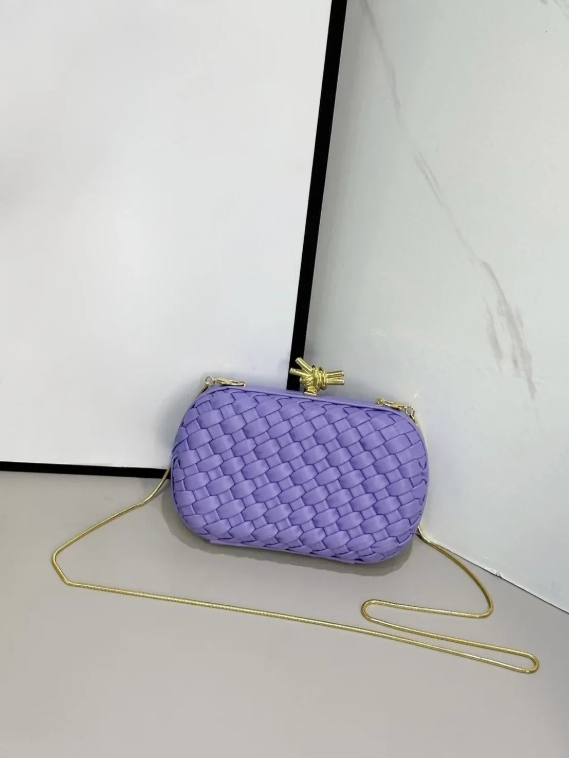 Elegant Box Shaped Dinner Clutch Crossbody Bag for Women Fashionable Chain Strap Handbag Retro Style Leather Handbag