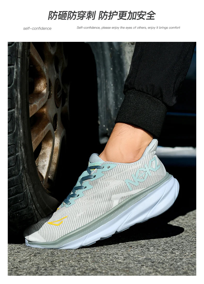 NEW Lightweight Safety Shoes Men Steel Toe Sneakers Anti-puncture Proof Breathable Work Safety Boots Man Comfortable Work Shoes