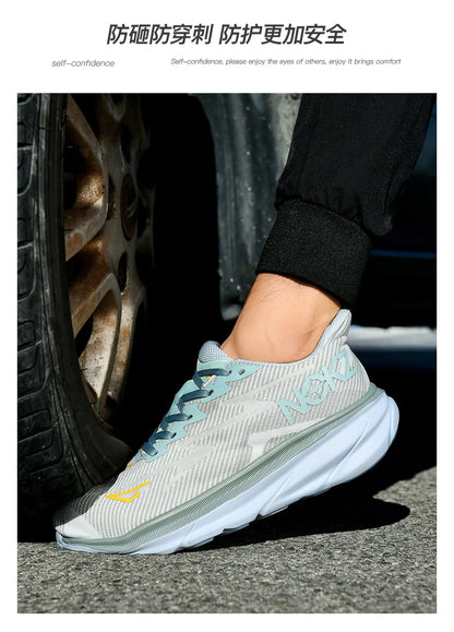 NEW Lightweight Safety Shoes Men Steel Toe Sneakers Anti-puncture Proof Breathable Work Safety Boots Man Comfortable Work Shoes