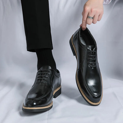 Hot Selling Pointed Dress Shoes Europe America Casual Versatile Men's Low Top Shoes High-end Banquet Office Men's Business Shoes