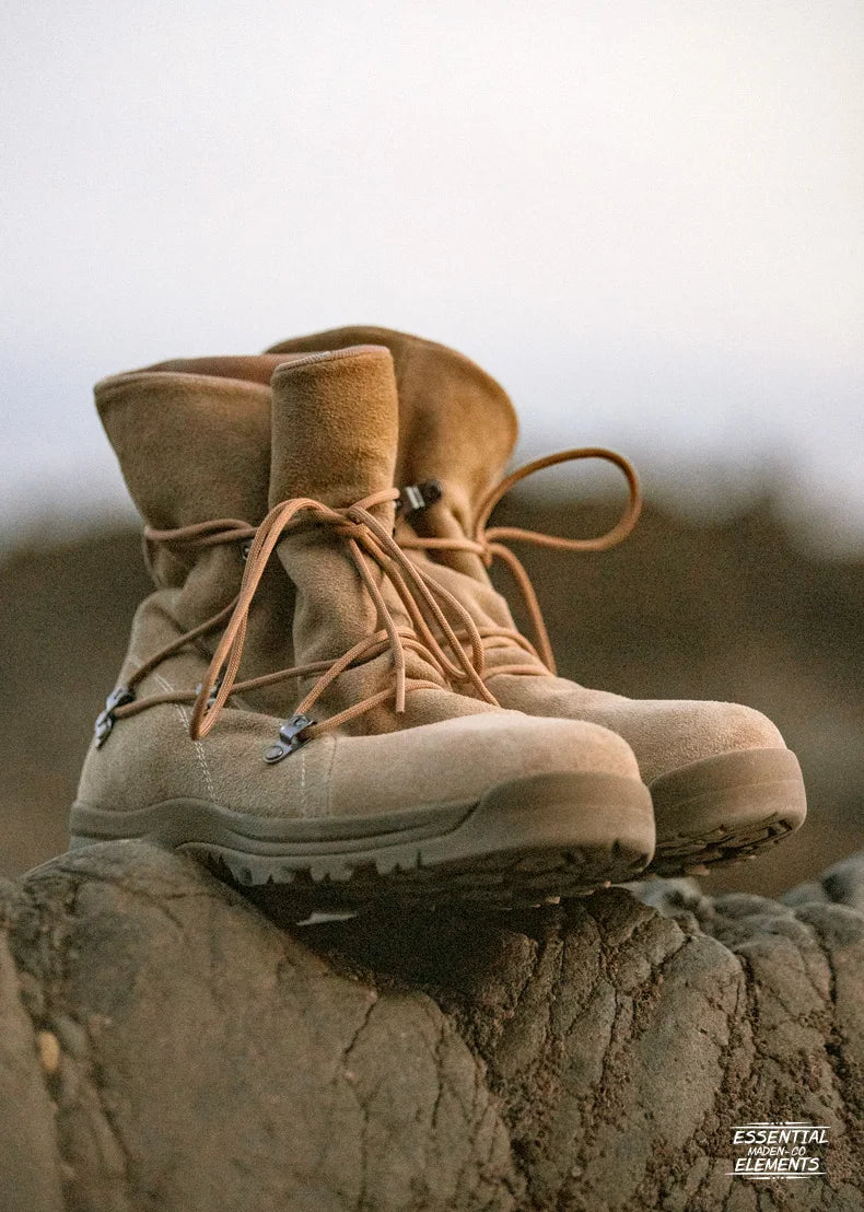 Men's Vintage High-top Desert Boots Outdoor Cowboy Boots Indestructible Work Shoes Winter Safety Shoes