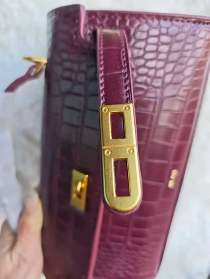 Crocodile Embossed Handbag, Luxury Designer Convertible Purse for Women, Crossbody & Shoulder Bag in New Style