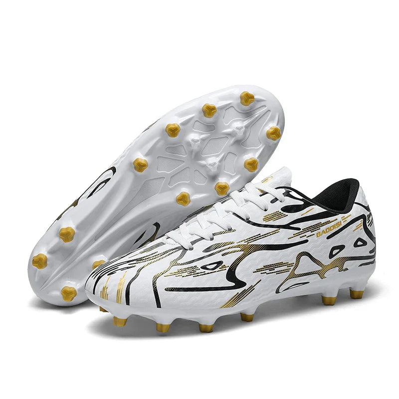 New Men Football Boots TF Sport Training Soccer Shoes Soft Ultralight Breathable Professional Sneakers Unisex Grass Cleats Match