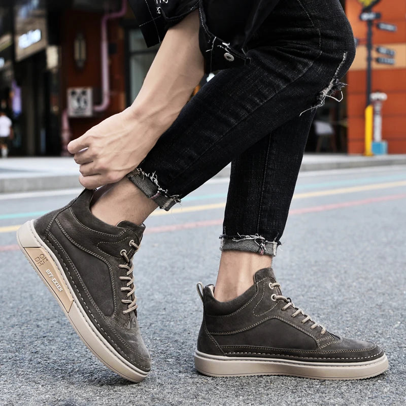 New Arrival Genuine Leather Men Ankle Boots  Design Warm Plush Fur Winter Sneakers Snow Casual Leather Shoes Outdoor Basic Boots