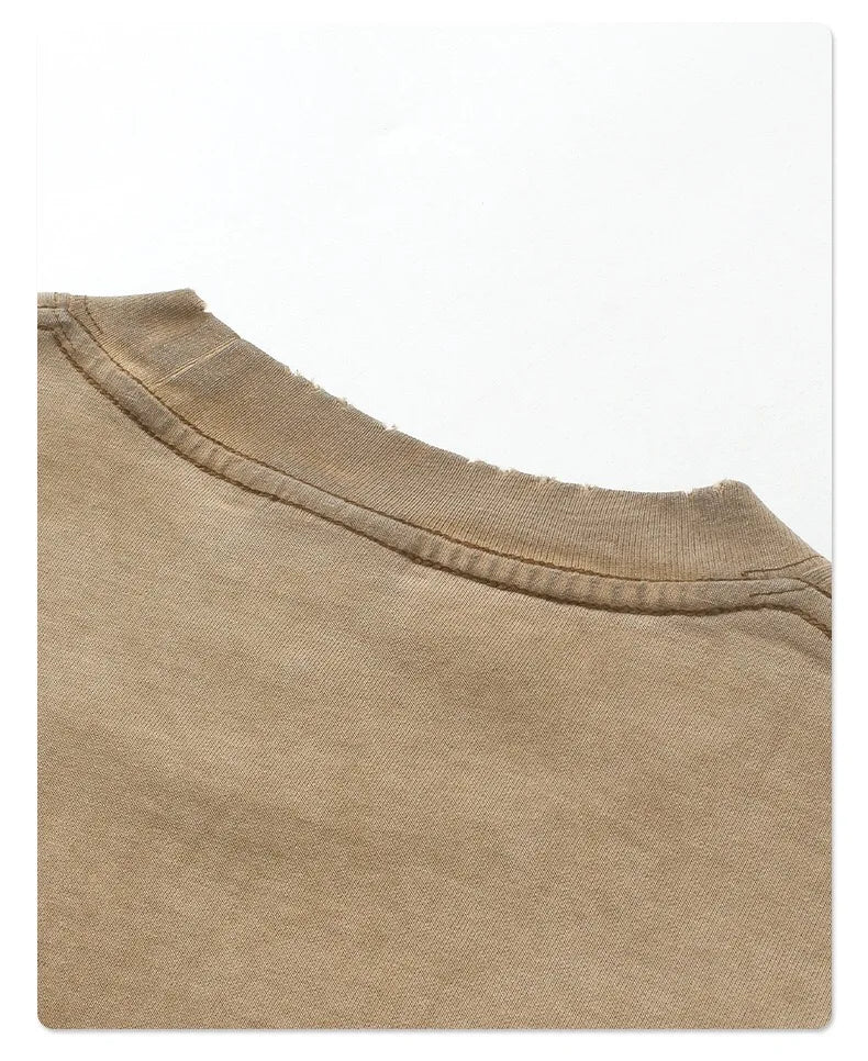 Long-sleeved t-shirt with bottom color