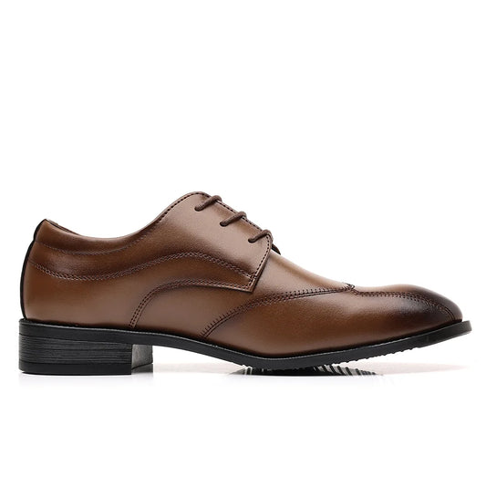 Spring Autumn New Dress Shoes for Man Solid Color Business Fashion Casual Leather Shoes Male Cusp Lace Designer Wedding Shoe Man