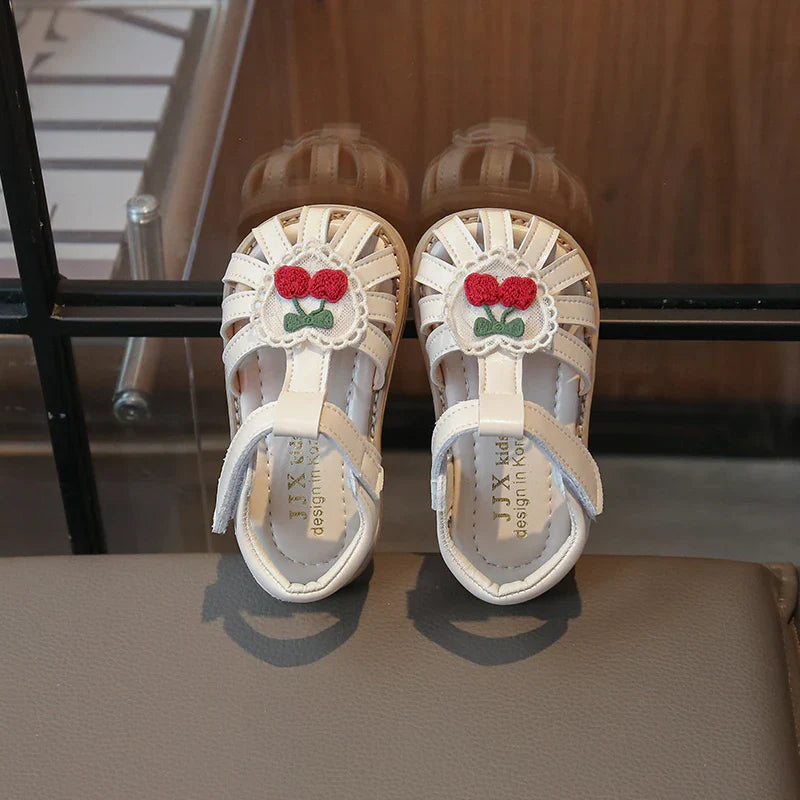 Summer Baby Girls Sandals Pu Leather Cartoon Strawberry Children's Beach Sandals Cowhide Non-slip Sole Kids Shoes