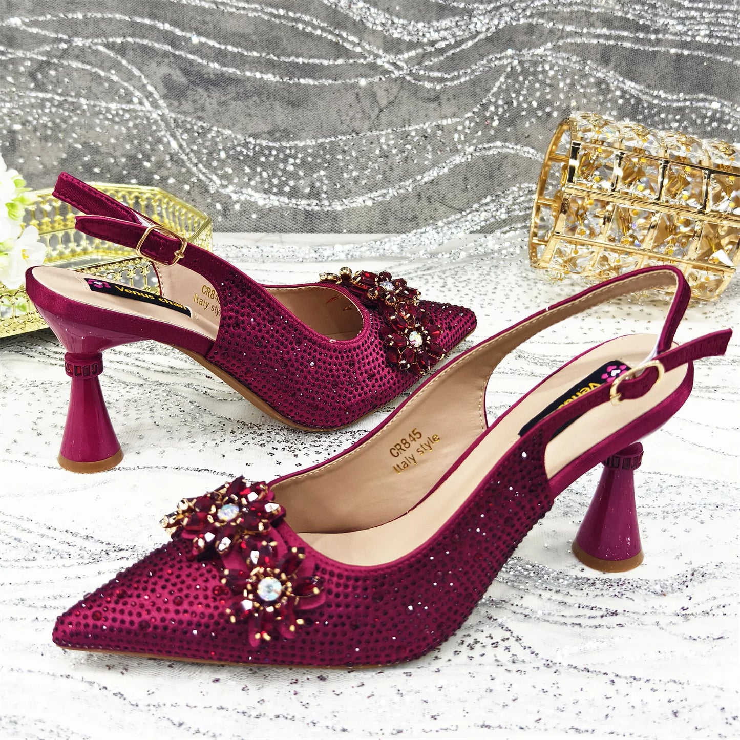2025 Pointed Toe High Heels Shoes and Bags Set With Rhinestone for Women Wedding Party Elegant Luxury Fashion in Sky Blue