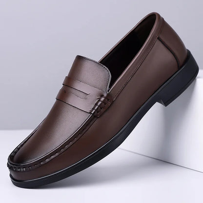 2026 Summer New Men's Breathable Leather Loafers Slip-On Hollow Out Casual Business Casual Shoes for Man Flat Driving Shoes Male