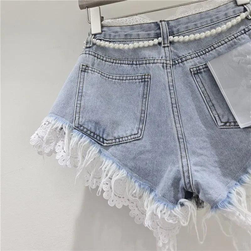 2026 Summer Denim Shorts New Splicing Hook Flower Lace Lace with Waist Rope Tassel Denim Shorts Women's Hot Pants Trend