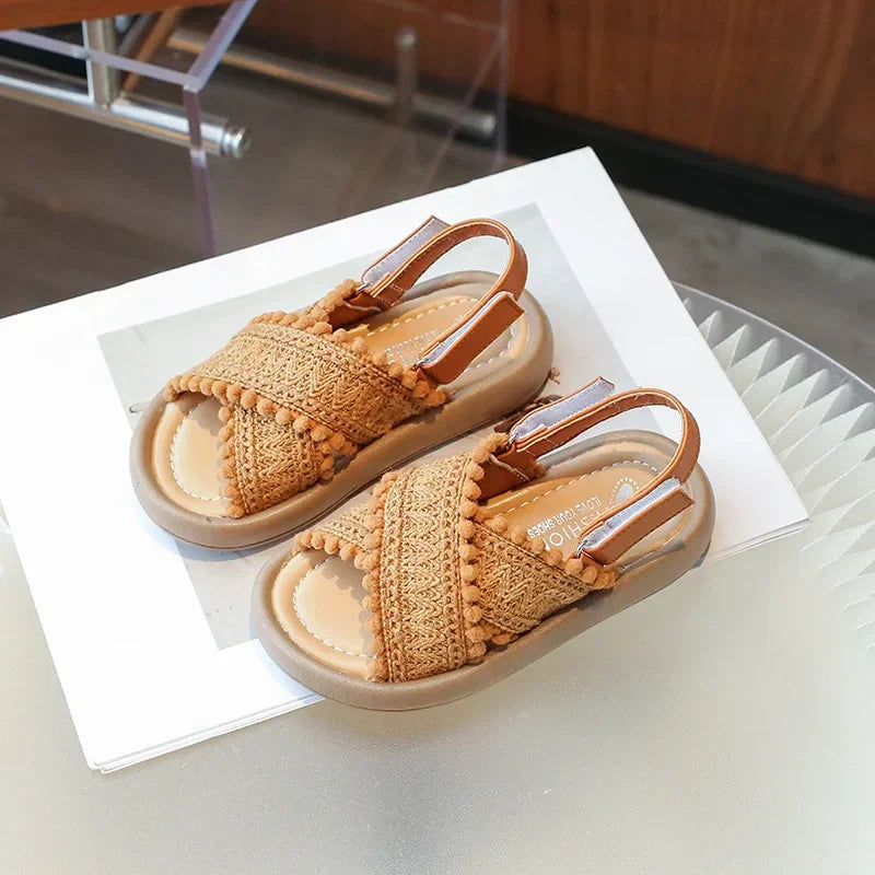 Girls Summer Beach Shoes Ethnic Style Kids Casual Sandals Soft Sole Fashion Children Retro Princess Shoes 2025 Summer New