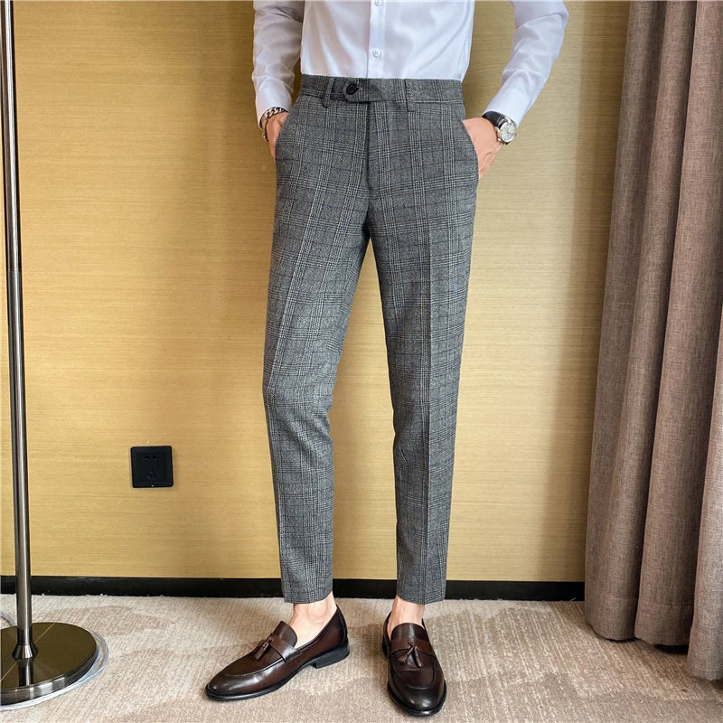 Spring and Autumn Checked Trousers for Men Are Trendy, Fashionable, Cool and Versatile, as Well as for Business and Casual Wear