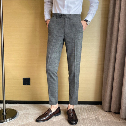 Spring and Autumn Checked Trousers for Men Are Trendy, Fashionable, Cool and Versatile, as Well as for Business and Casual Wear