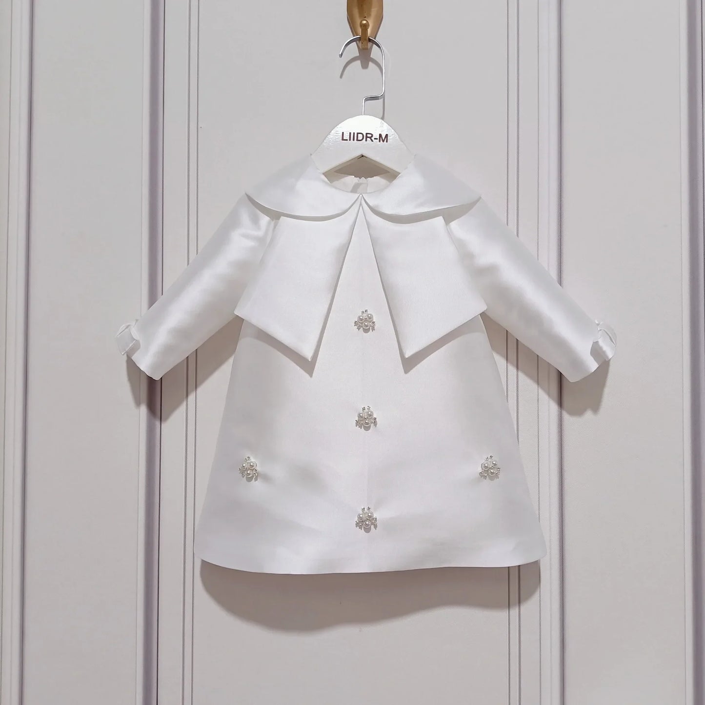 New Girls Western Style Long-Sleeved RedAWord PrincessAExpansion Skirt Handmade Pearl Diamond Dress Skirt