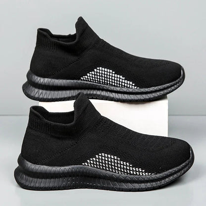 Lightweight Men's Walking Shoes Outdoor Soft Male Casual Shoes Flexible Breathable Men Loafers Slip-on Footwear Sneakers 39-48