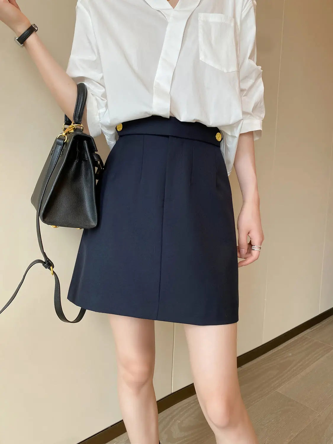High end early autumn new fashionable small A-line skirt with buttocks wrapped, high-end gray half skirt  skirts
