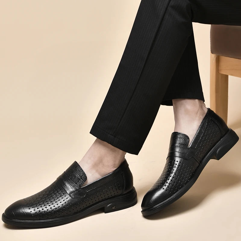 Italian Mens Casual Leather Outdoor Shoes Breathable Casual Hollow Out Men's Soft Bottom Shoes Comfy Flat Designer Walking Shoes