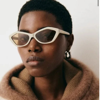 Fashion UV400 Cat Eye Sunglasses for Women Outdoor Stylish Retro Eyewear with Unique Temple Design Sun Glasses Gafas De Sol