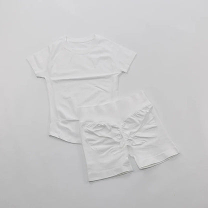 Seamless Yoga Set Fitted Workout Clothes Woman Gym Wear Short Sleeve Top Shirt Scrunch Booty Gym Shorts 2 Piece Sports Suits