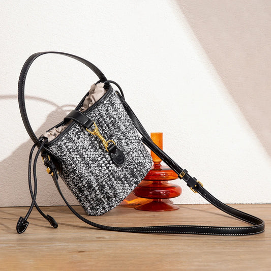 Summer New PP Grass Woven Handbag Holiday Phone Bag Women's Shoulder Bag