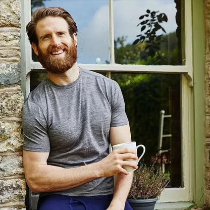 Men's 100% Superfine Merino Wool T-Shirt Base Layer Wicking Breathable Quick Dry Anti-Odor No-itch Comfortable Fit Size