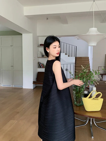 Miyake Pleated Women's Dresses Loose Plus Size High Quality Sense of Elegance Sleeveless Mid-length Skirt 2025 Spring New