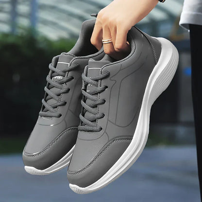 2025 New Lightweight Men Casual Leather Sneakers Non-slip Breathable Male Outdoor Running Shoes Lace Up Soft Sport Shoes