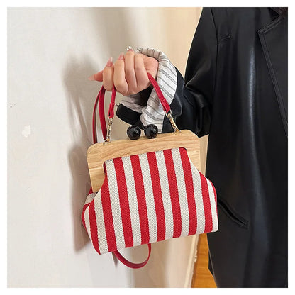 Fashion Striped Wooden Clip Shell Women Shoulder Bags Elegant Crossbody Bags Clutch Purses for Party 2026