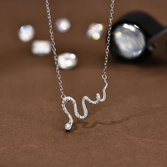 2025 New Moissanite Necklace for Women D VVS1 Lab Diamond Snake Shape 925 Sterling Silver Engagement Party Jewelry Gift