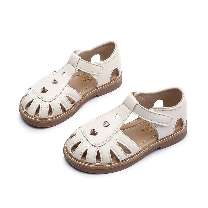 Summer Girl's Sandals Heart Hollow Out T-strap Versatile Kids Casual Shoes With Velcro Cover Toe Fashion Children Sandal 26-36