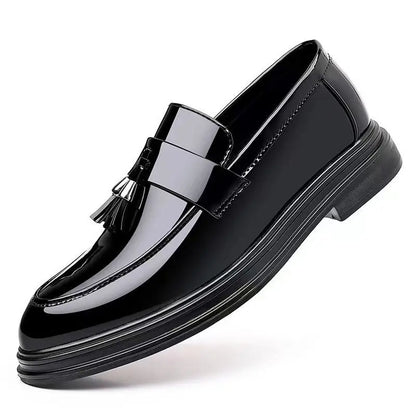 Black Social Shoe for Men Casual Business Patent Leather Bright Upper Dress Shoes Man New Low Price 39 Suit Cheap Liquidation