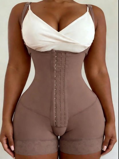 Colombian Shapewear: Waist-Slimming & Butt-Lifting Strapless, Hook-and-Eye Closure, High-Waisted Design with Firm Tummy Control