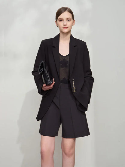 Minimalist Blazer Women 2025 Autumn New Office Lady Turn Down Collar Chain Charm Shoulder Padded Jacket Black Top 12521063