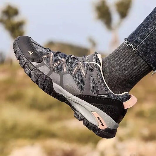 Hiking Shoes for Women Wear-resistant Outdoor Women's Sports Shoes Lace-Up Climbing Trekking Sneakers Woman 110609B