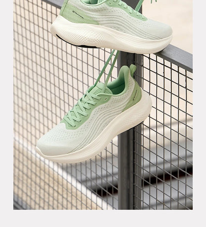 Men Running Shoes Lightweight Soft Supportive Cushioning Durable Breathable Grippy Male Sneakers 672522207