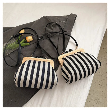 Fashion Striped Wooden Clip Shell Women Shoulder Bags Elegant Crossbody Bags Clutch Purses for Party 2026