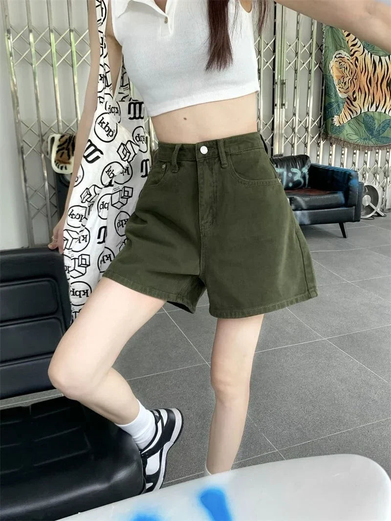 Wide Short Jean Pants Woman With Waist Pocket Denim Shorts for Women Korean Style Youthful Cheap Harajuku Fashion Outfits Jorts