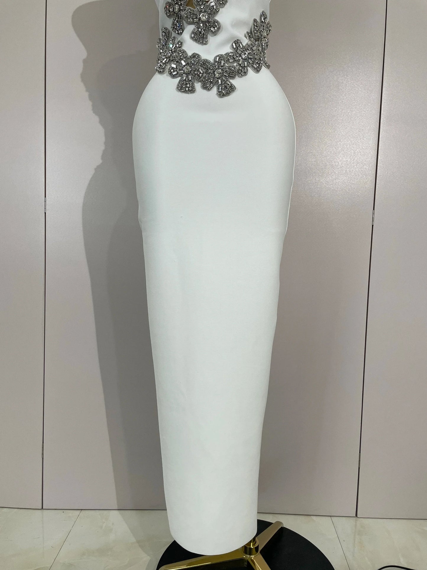 Sexy Backless Sparkly Crystal Diamonds White Bodycon Bandage Dress Women Celebrity Elegant Evening Club Party Birthday Dresses