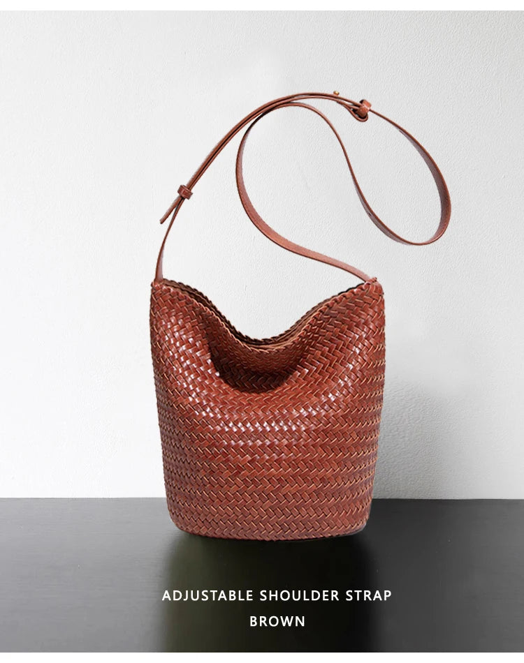 Luxury Women's Shopping Bag New High-End Hand-Woven Leather Bucket Bag Large-Capacity Shoulder Messenger Bag Commuter Tote Bag