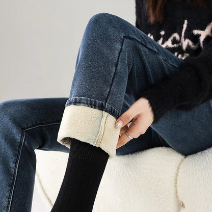 Winter Warm Jeans Women's Thickened Soft Comfortable Elastic Denim Pants Fashion Korean Straight Female Velvet Warm Clothing