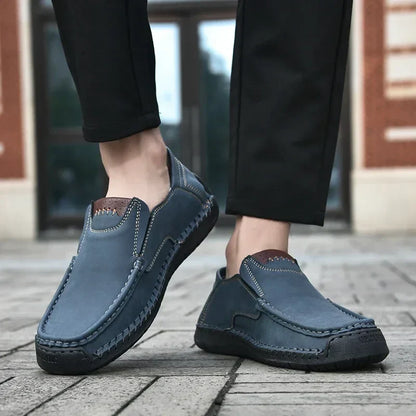 New Soft Men Loafers Slip On Leather Casual Shoes For Men Moccasins Plus Size 38-48 Flats Sneakers Men Handmade Design Man Shoes