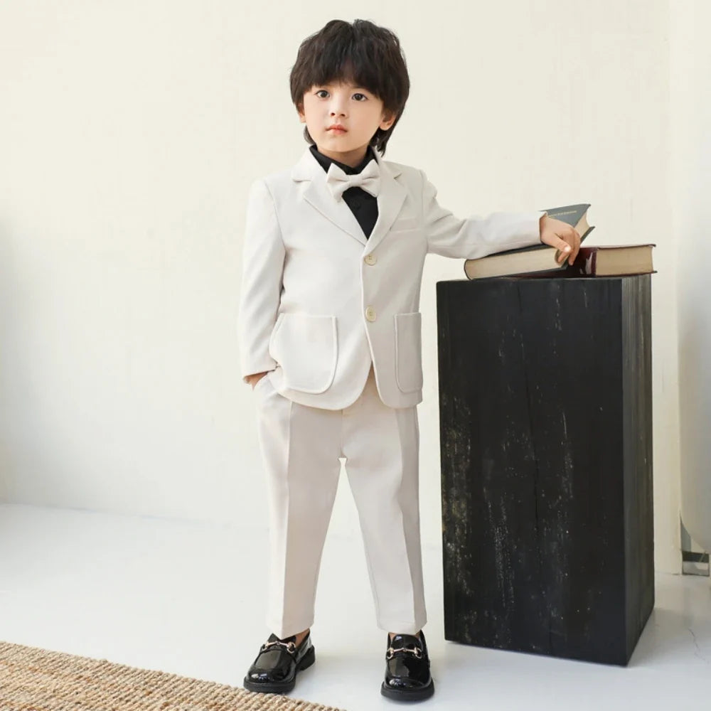 Beige Boys Slim Fit Suit Set 3 Pieces Jacket Pants Woth Bow-tie Wedding Ring Bearer Outfit Notched Lapel Kids Tuxedo For Party