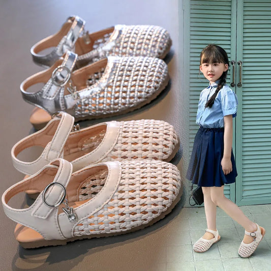 2026 Summer New Girls Woven Princess Shoes Cute Soft Sole Closed Toe Sandals Korean Style Kids Beach Shoes