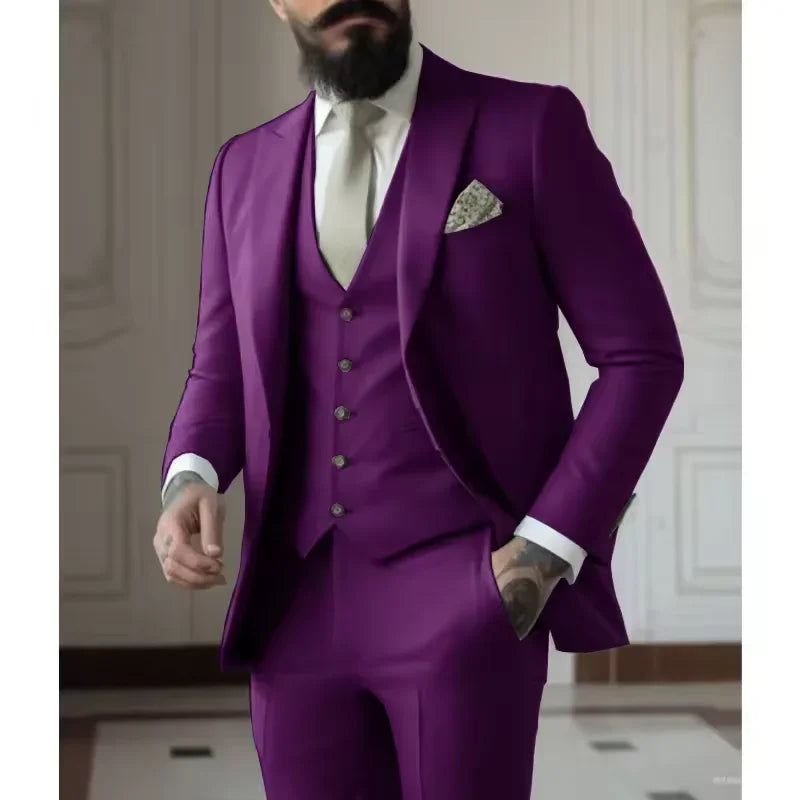 Classy Men Suits 3 Pieces Light Green Peak Lapel Jacket Vest Pants Classic Set for Wedding Groom Wedding Business Events Dress