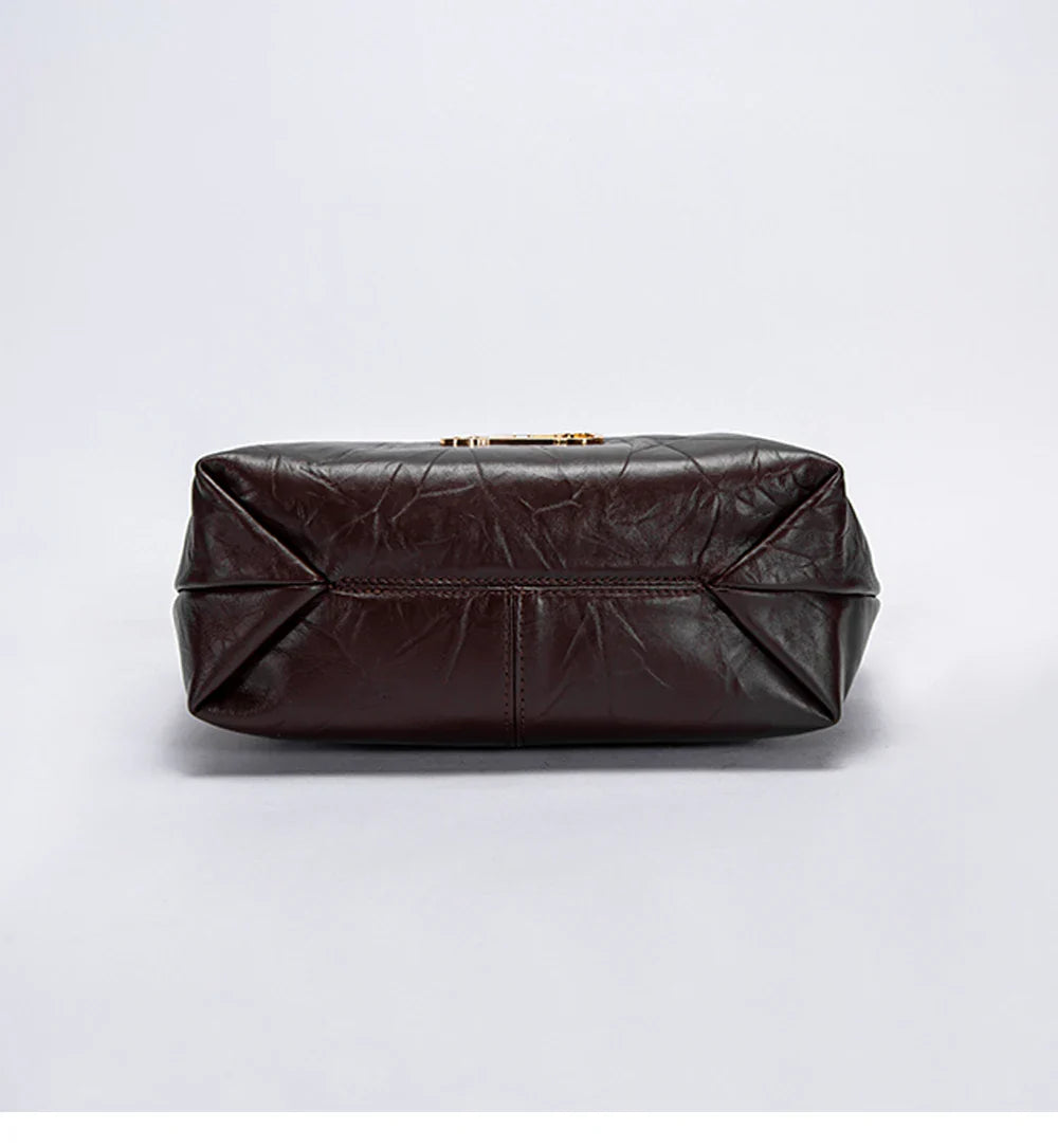 Body Design Solid Color Large Capacity Fashionable New Product Women's Shoulder Bag Chain Shoulder Strap Unique Folded Bag